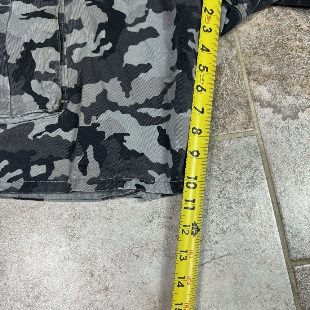 Camo Cargo Shorts Mens Gray Black Urban Camouflage Casual 42 - Picture 5 of 12